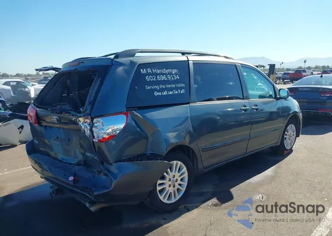 2010 Toyota Sienna Xle from USA, damaged, VIN 5TDYK4CC5AS318334
